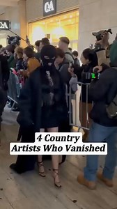 76K views · 1.1K reactions | #usa #HollywoodBuzzUILD #CelebrityNewsO #GossipAlert #StarStyle #BoxOfficeBuzz #FilmFrenzy #CelebCouples #HollywoodInsider #fbpro #foryou | Real 90s Flashbacks | Facebook