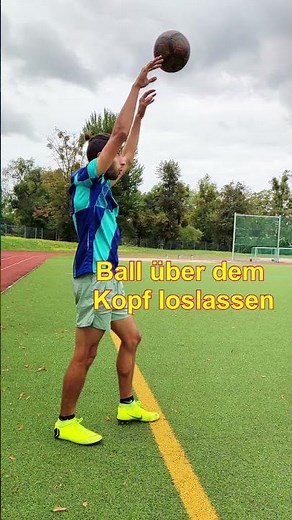 Correct throw-in tutorial / throw-in rules football, how to make a throw-in, learn to throw-in, t...