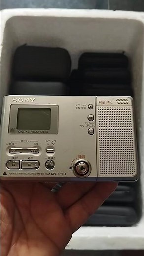 sony walkman portable mini disc player Sony MZ B10