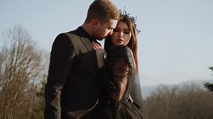 Gothic wedding. Bride and groom in black. Love in black.