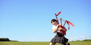 Kilt-Clad Scottish Lad Steals the Show with Wedding Dance!