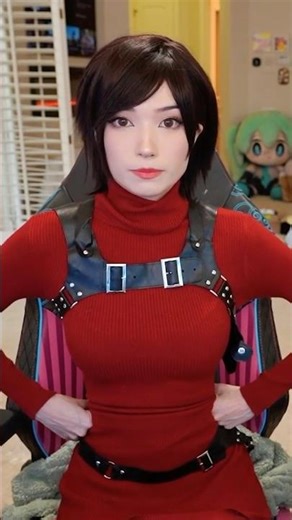 Emiru Ada Wong Cosplay