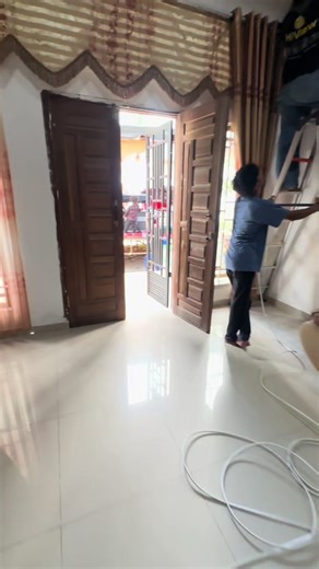 Menggendang dan Bermain Piano: Keceriaan yang Tak Terhingga
