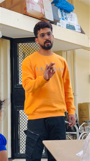 Aadhar card intlo nunde update chestukovachu.? #trending #youtubeshorts #love #sad #rich #poor #love