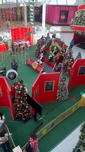 Aún estás a tiempo de tomarte tu foto con Santa🎅🏼 junto a los tuyos en @plazadelcaribe ¡Que Viva La Navidad! 🎄 | Collage TV