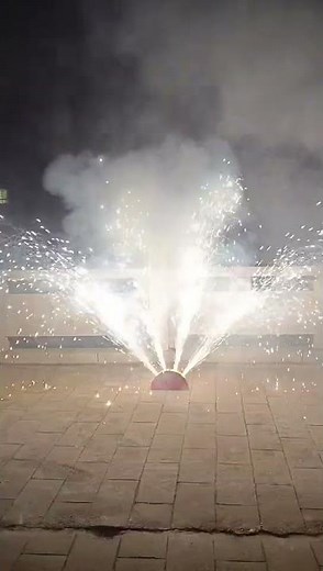 Peacock in full bloom fountain fireworks #fireworks #fuegosartificiales