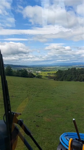 Jock Robertson (@tictokojock)’s videos with Scottish Fiddle Jig - The Scottish Bagpipes Highland Pipes