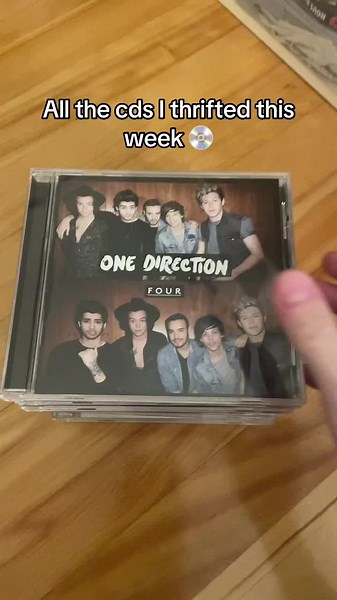 All of these are so nostalgic!! 💿 #fyp #taylorswift #music #cd #fypシ #thrifted #onedirection #lorde #brittanyspears #Beyonce #lindsaylohan #coldplay #Cdplayer