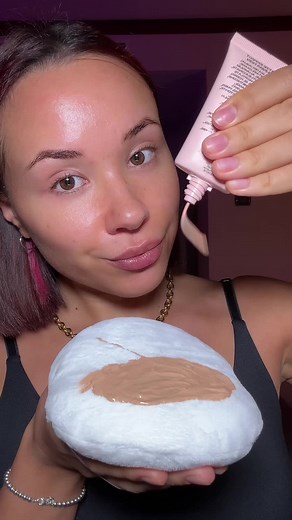 Glamorous Makeup Tutorial with Kate Longoria: Easy, Clean, and Luxurious