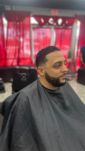 Omal Flow on Instagram: "Un estilo nuevo ⁉️ Walkins Welcome or Book Online at www.RedCarpetBarbershop.com or Download The Red Carpet Barbershop App Available in the App Store and Google Play “Come How You Are, Leave Like A Star.” www.RedCarpetBarbershop.com PH: (786) 256 6087 AD: 150 N Homestead Blvd Homestead, FL 33030 Open Mon-Sat 10am-7pm App Store Link https://apps.apple.com/us/app/red-carpet-barbershop/ id1599009396 Android Link https://play.google.com/store/apps/details? id=com.getsquire.S