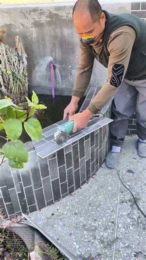 Laying Tile Perfection: How Craftsmen Transform Surfaces with Precision