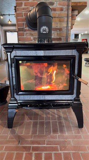 Cold outside? It's warm in here! Come see our lineup of Hearthstone stoves...Hearthstone Heritage soapstone in Black Porcelain on display! | Brunk's Fireplace Distribution