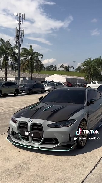 Exploring the Nissan GTR: Performance and Features