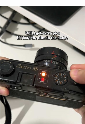 Load my 11th roll of film (in the dark) with me. I’m wondering, if I load the film like this, will I get extra shots? Or will turning the lights off do nothing? Let’s find out later. (As of today, I’ve already taken 28 shots.) #35mm #yashicaelectro35 #kodakgold200 #filmcamera #analogphotography
