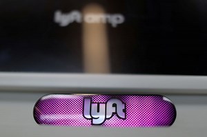 Lyft teams up with United Airlines to relaunch a loyalty program to compete with Uber