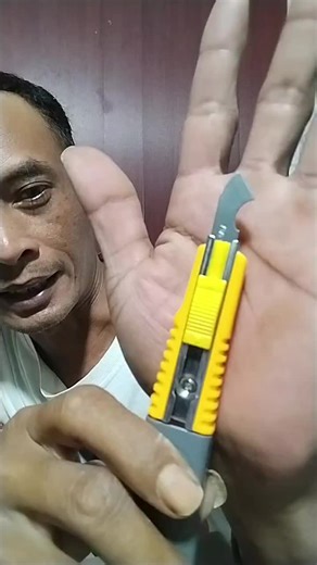 Pisau Cutter Profesional untuk Potong Presisi