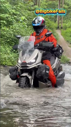 Selecting "Walking Mode" on the GPS! 📱👣 Taking the Zontes 368G off the beaten path!#adventure