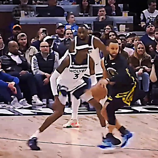 Stephen Curry 🏀30🎯🫣 #stephencurry #stephencurryedit #stephencurry30 #basketball #nbamoments #nbahighlights #goat #nbaedits #nba #basketballtiktok #basketball🏀 #basquete