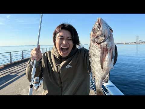 A beginner fisherman catches a huge fish!
