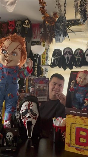 The Toony Terror Pennywise figure is awesome! #horror #halloween #pennywise