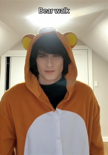 Bass (@derpyxdrawr)’s video of Funny Bear Clips