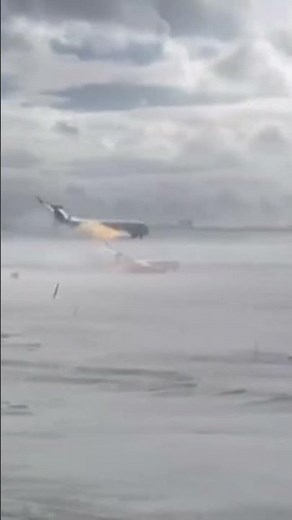 New flight deck video reveals clear picture of Delta Flight 4819 crash in Toronto Airport