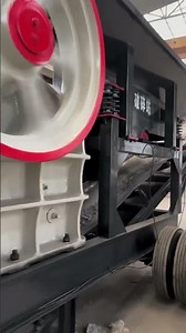 Mobile Crusher Machine Crushing Concrete Blocks | Powerful Demo!