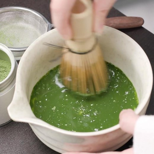 How to Make the Perfect Matcha🍵 easy 3 step #matcha #londonlife #london #matchalove