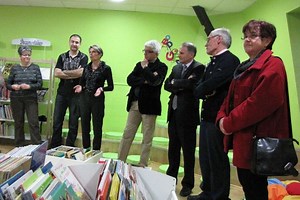 La bibliothèque en volume et en couleurs