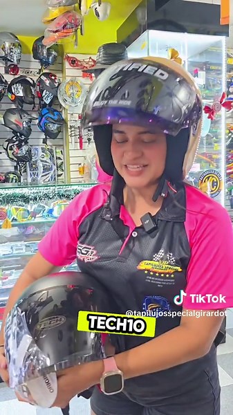 Casco de moto a buen precio en Tapilujos Girardot