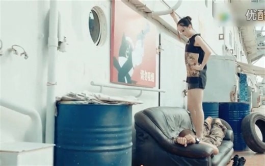 李倩美腿全体重踩踏