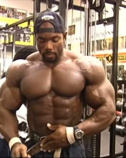 #flexwheeler #bodybuilding #posing #fyp | body building