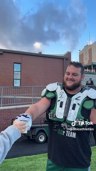 Scaring Ohio Football Fans with a Spider Prank