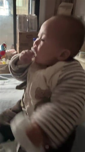 Hilarious Baby Moments That Will Make You Smile