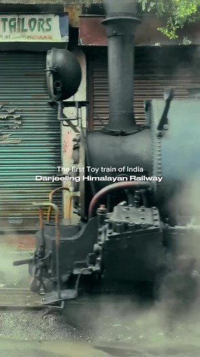 Darjeeling Himalayan Railway #DHR #darjeelinghimalyanrailway #Darjeeling #Queenofhills #missingHome #homesweethome #darjeelingey #darjeelingforus