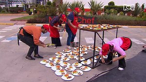 2.2M views · 10K reactions | #MasterChefCelebrityColombia | Al ver que uno de los equipos cometió el error de servir sus platos en el piso, el chef Jorge Rausch no ocultó su molestia y les llamó la atención por no cuidar de todos los detalles. 﫣 | Canal RCN | Facebook
