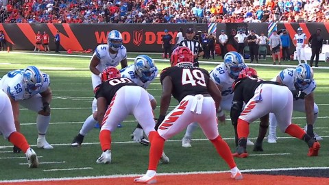 Can't-Miss Play: Trick-play TD! Montgomery throws TD pass to Brock Wright