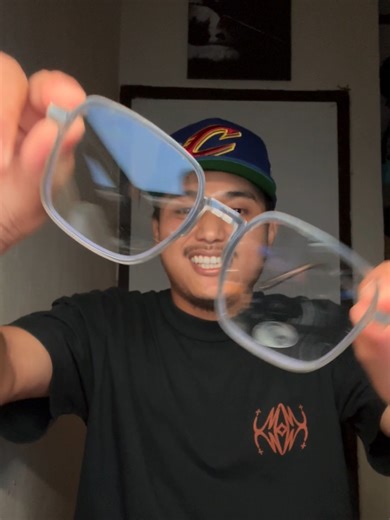 PURESEEK 2-in-1 Anti-Blue Light Photochromic Glasses