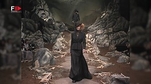 146. Vintage in Pills ANTONIO MARRAS Fall 2001 - Fashion Channel_哔哩哔哩_bilibili