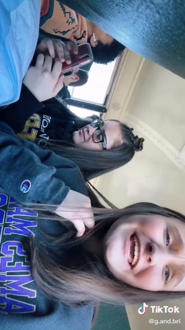 did this in front of the whole bus 😬 #foryou #fyp #notactuallyme #xycba