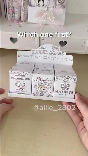 New blind boxes 🤍 #blindbox #blindboxopening #unboxing #papercraft #asmr #squishy #paperdiy #diy