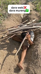 185K views · 8.7K reactions | isung mbe di nana hoo. #kontenhiburan #komedi #fyp #lucumanggarai #manggaraiviral #jejen #tigo #jangkauanluas #masukberanda | Jejen | Facebook