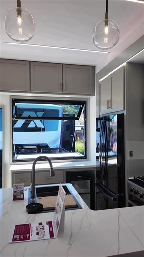 Exploring Axiom RV: The Ultimate Motorhome Experience