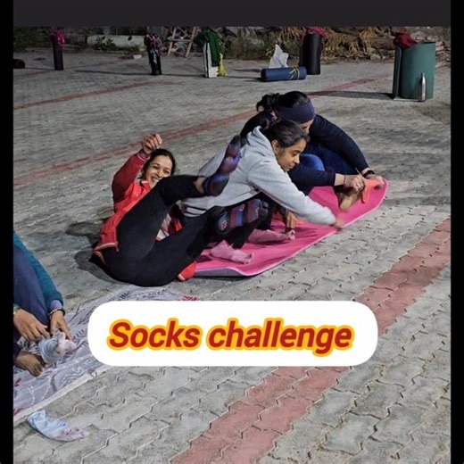 😂 Socks challenge👉 Sirf ek pass baki sab fail