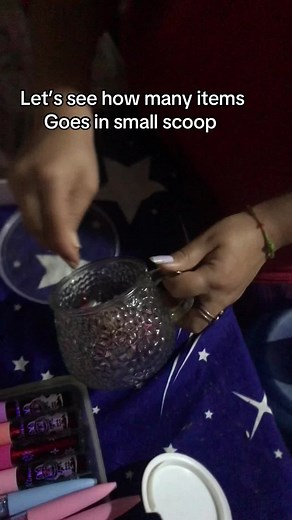 Discover How Many Items Fit in a Small Scoop