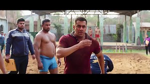 Sultan Title - Full Song - Salman Khan - Anushka Sharma - Sukhwinder Singh - Shadab Faridi - YouTube