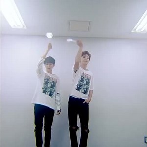 WHY ARE THEY SO CUTE IM CRYING BATTERY ACID