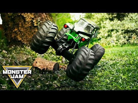 Monster Jam RC Mega Grave Digger and Mega El Toro Loco | Monster Jam