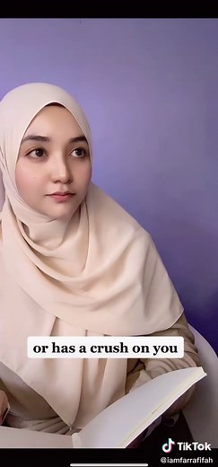 How to Tell If Someone Likes You: Body Language Signs