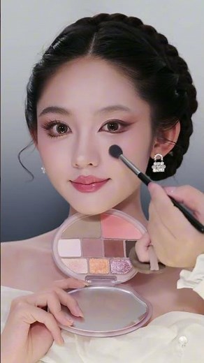 Soft baby doll make up